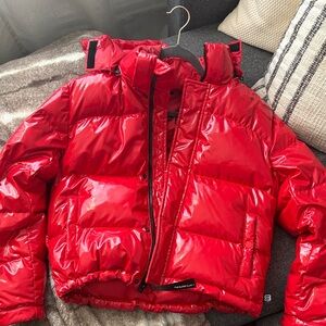 Artizia Super Puff Shorty Red Lacquer